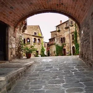 Casa Delle Mura Montemerano